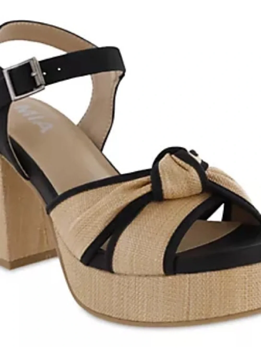 NWT. Mia Woven Platform Sandals -Roxie